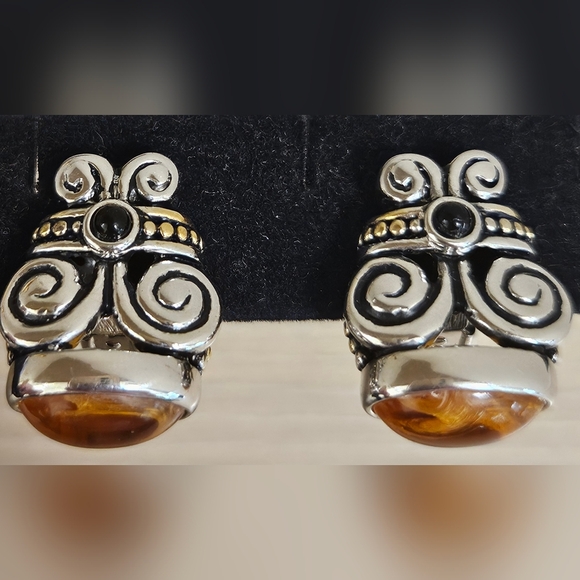 JOSEPH ESPOSITO TWO TONE SILVER GOLD CLIP-ON EARRING WITH GOLD CABACHON - Picture 10 of 15